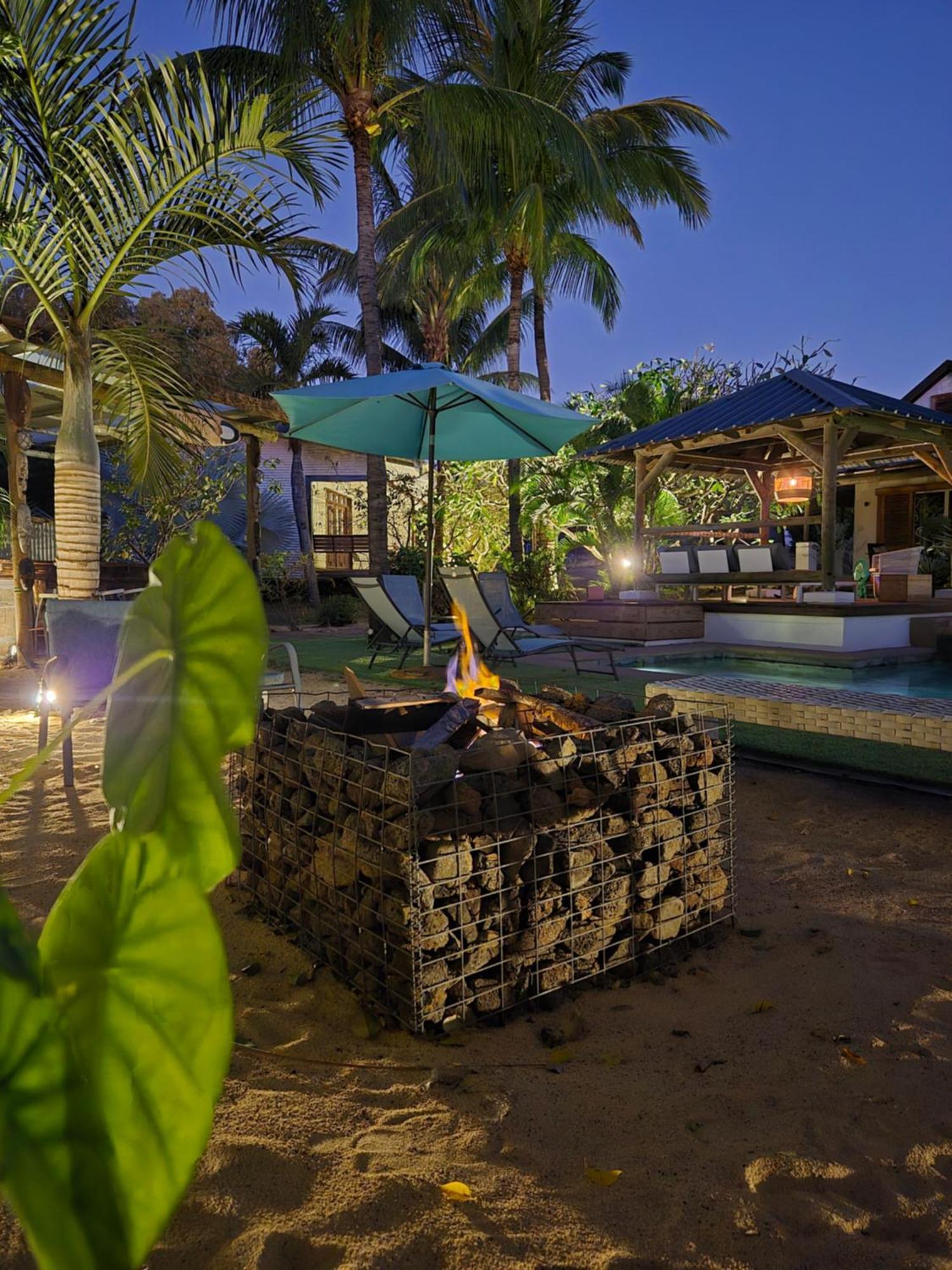 Shanti Ghar Guest House Tamarin Buitenkant foto
